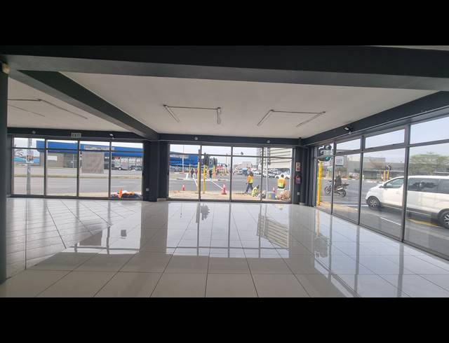 824M² RETAIL TO LET IN GOODWOOD CENTRAL